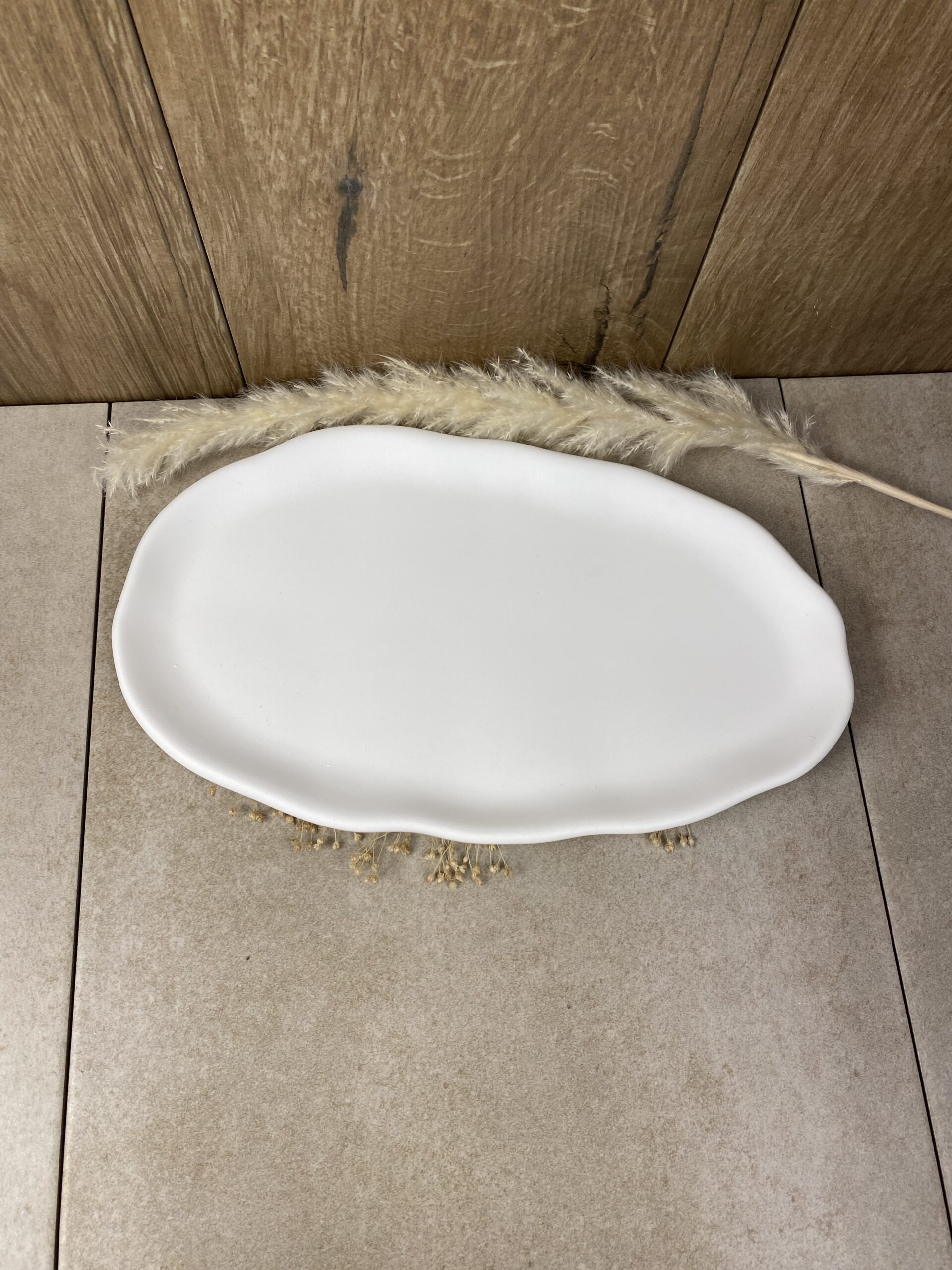 tablett in organischer form tablett in organischer form