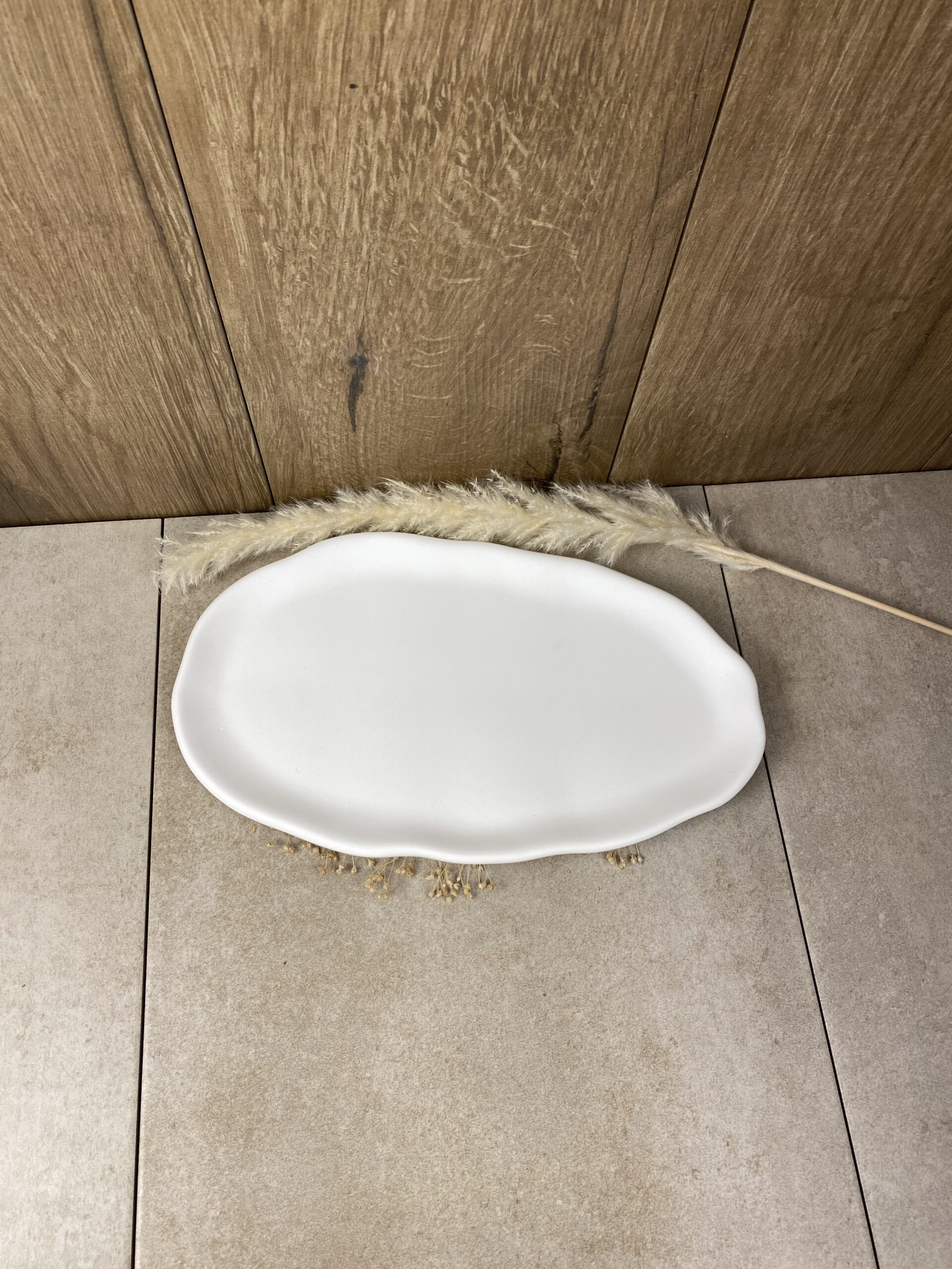 tablett in organischer form tablett in organischer form